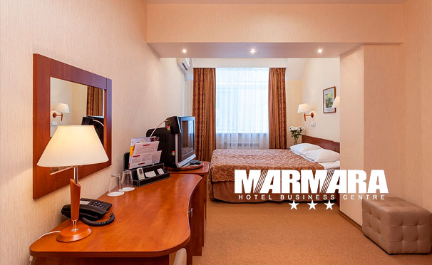 Проживание для двоих с завтраками, посещением бассейна, фитнес-центра и сауны в бизнес-отеле Marmara в центре Санкт-Петербурга. Скидка до 38%