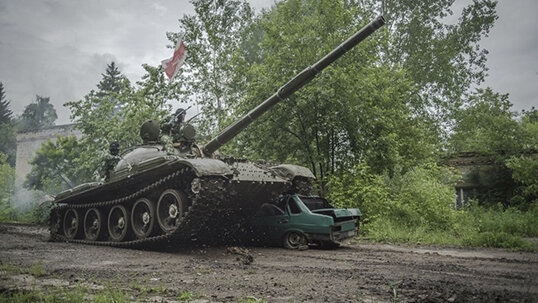 Танки в порядке! Участие в «Танковом биатлоне» на военных машинах ПТ-76, БМП-1 и БТР-80 от «Воентанктур»!