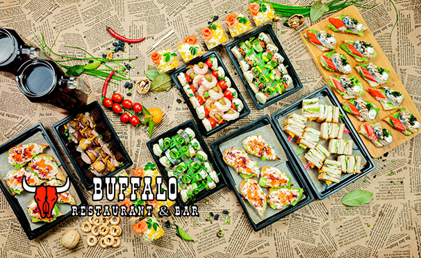Фуршетные сеты на выбор + доставка от ресторана Buffalo: мини-роллы, рулетики, канапе, брускетты и не только. Скидка до 50%
